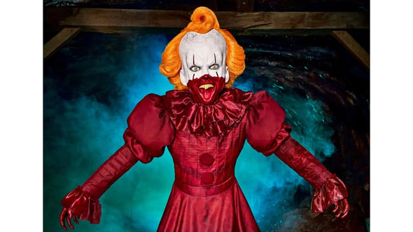 Spirit Halloween 6 ft 10 in Pennywise Animatronic - IT: Welcome to Derry